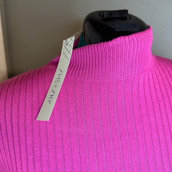 Mock Neck Bodysuit - Picture 2 of 6